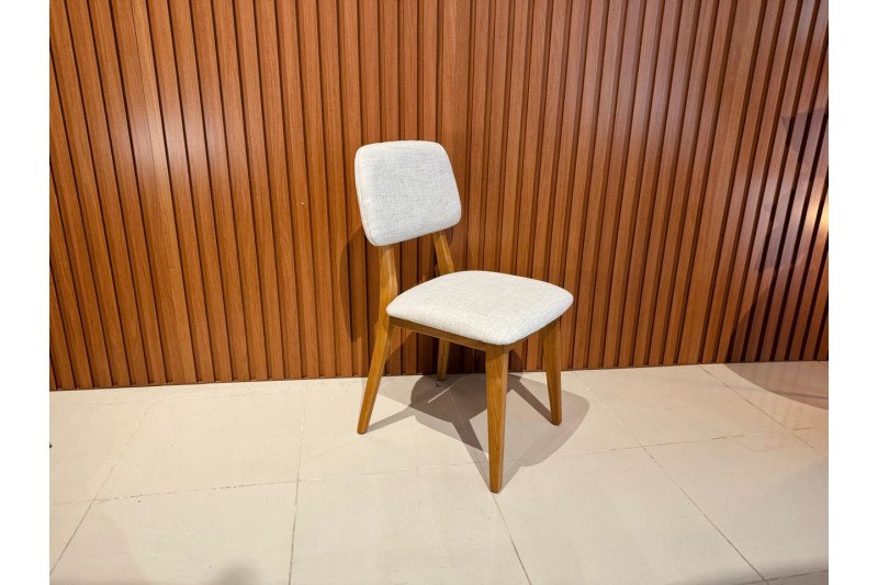 CADEIRA DE JANTAR MAD  ESTOFADA TEC LINHO 26950