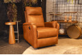 POLTRONA RECLINÁVEL POWER AIR LEATHER CARMEL 30802 POLTRONA RECLINÁVEL POWER AIR LEATHER CARMEL 30802