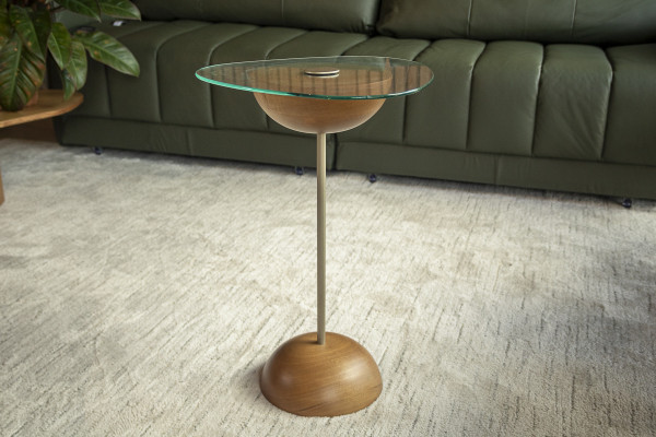MESA LATERAL 60 DAMASCO METAL ACRIL OURO 28179