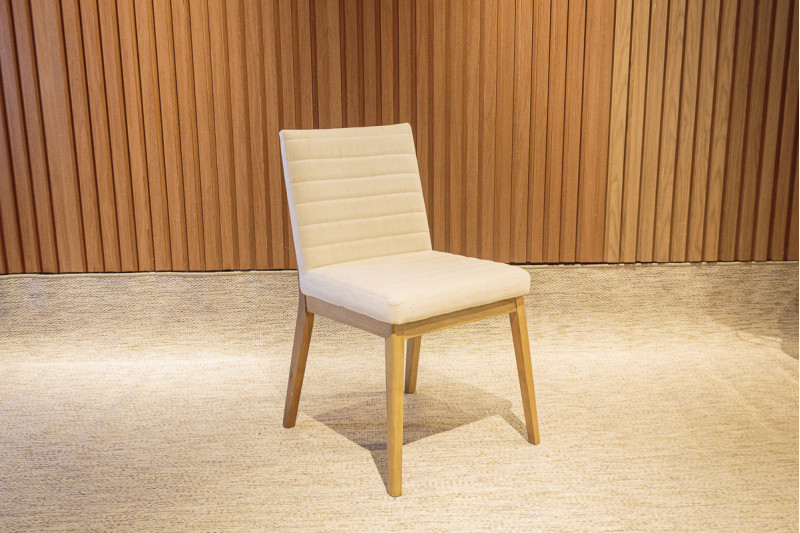 CADEIRA AMÊNDOA COM COSTURA 28320