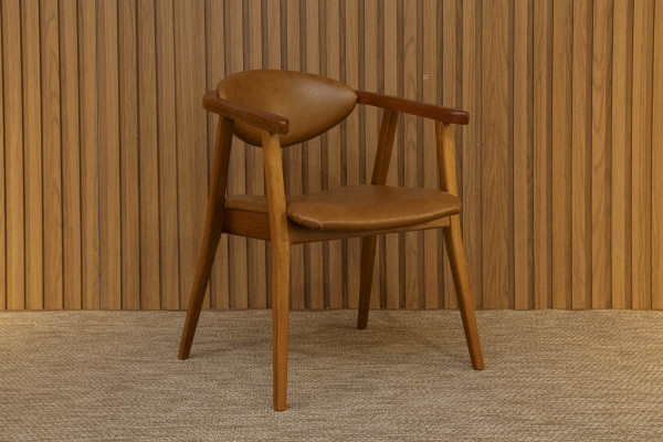 CADEIRA DE JANTAR TEC COURO SINT CARAMELO 28658
