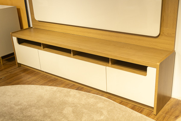 RACK 4 PORTAS OFF WHITE GLOSS 2,20 FREIJO 28481