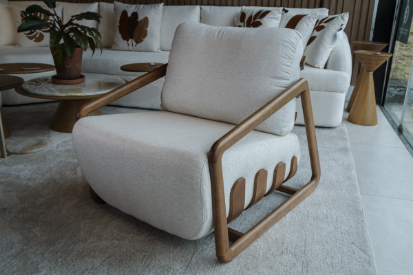 POLTRONA DE COMPOR MADEIRA NOGUEIRA TEC 495 29615